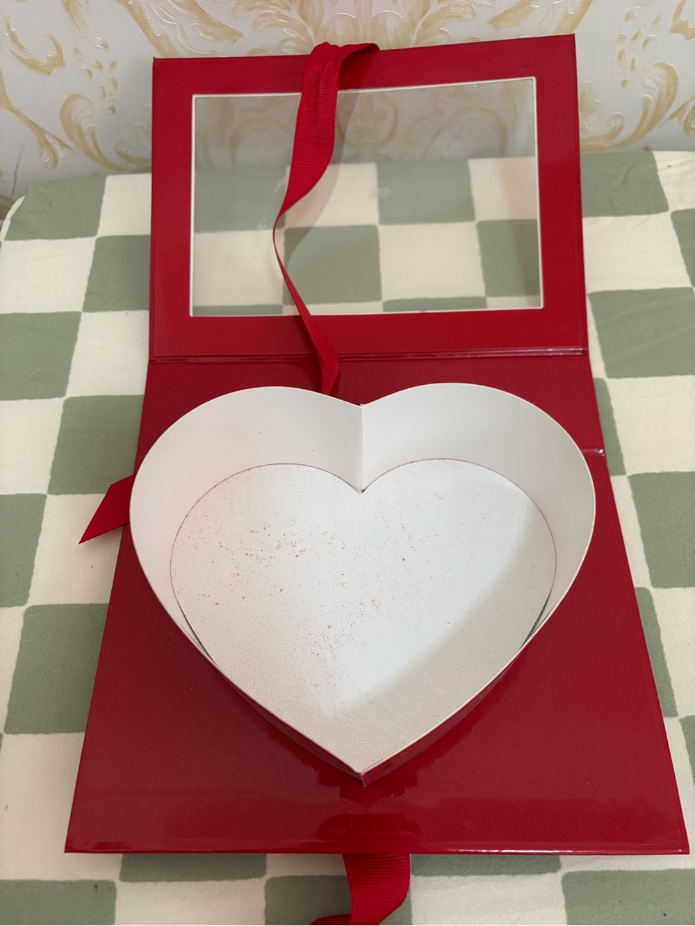 Red Heart Gift Box with Ribbon - Picture 3 of 4